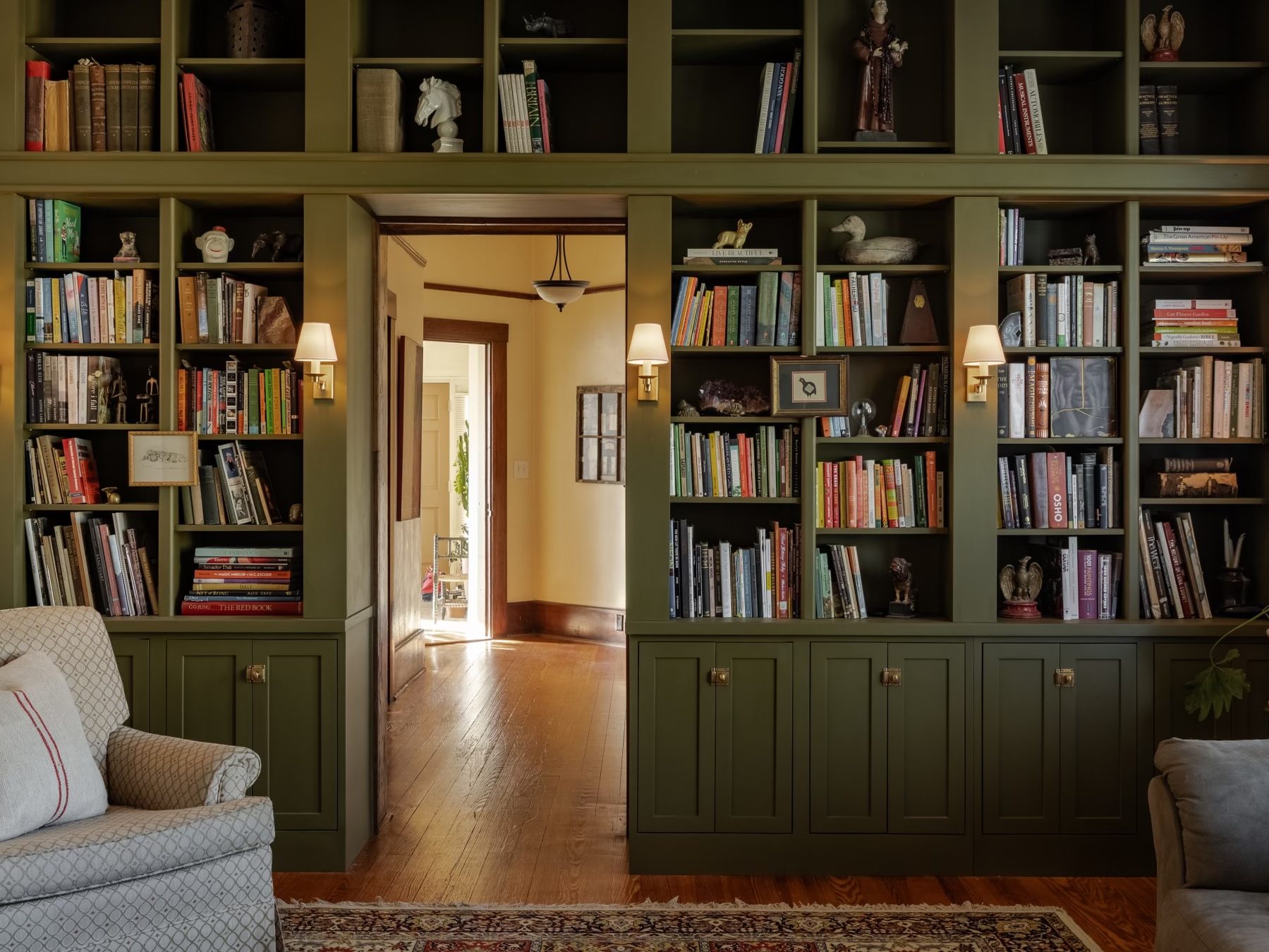 Studio Langan Adobe Craftsman Viral Bookshelf design. Santa Fe Luxury Interior Designer